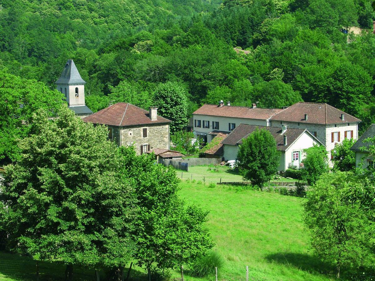 Domisiladore Latouille-Lentillac Экстерьер фото